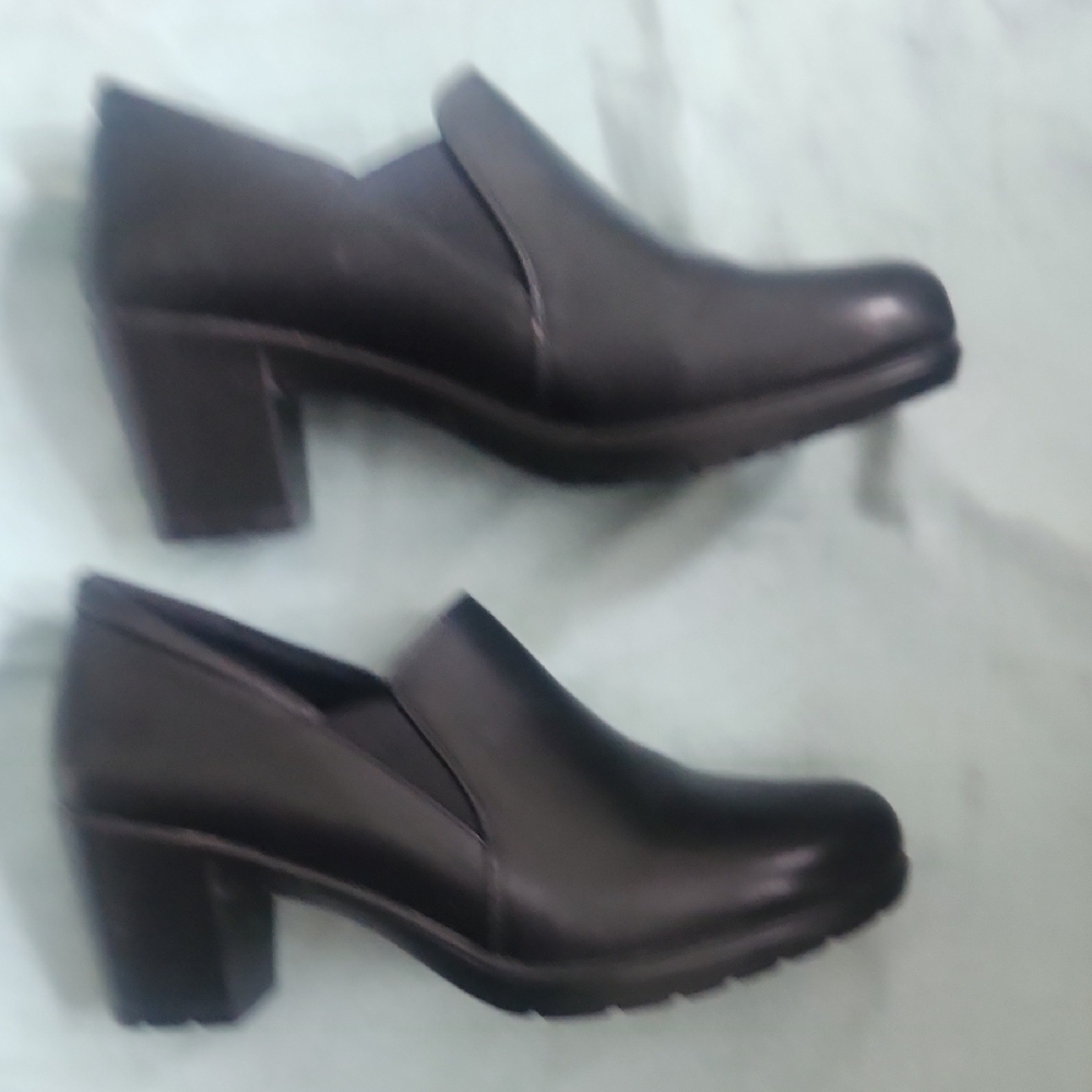 Dream Pairs Womans Elegant Black Slip-On Loafers - Picture 5 of 5